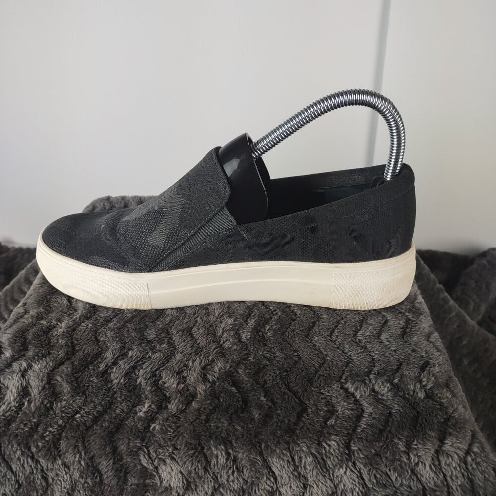 Vince Camuto VP-KORLI2 Dark Gray Camo Slip On Sneakers Casual Shoes 7M - Picture 7 of 11